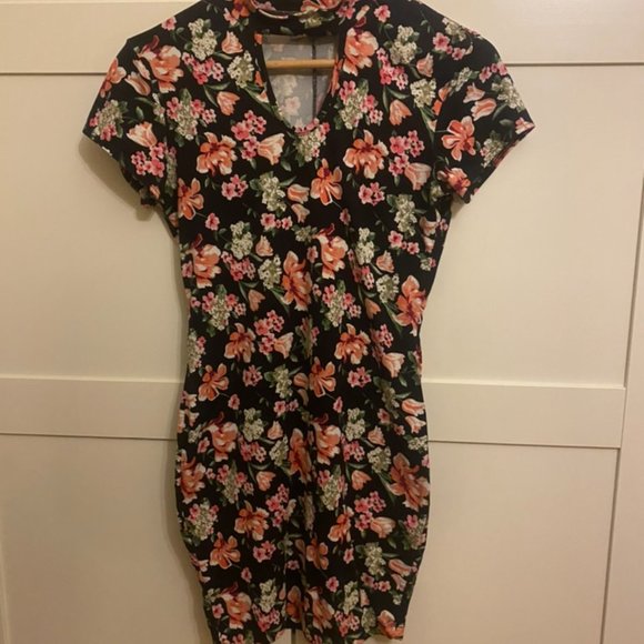 Stretchy Floral Choker Mini Dress - Picture 1 of 2